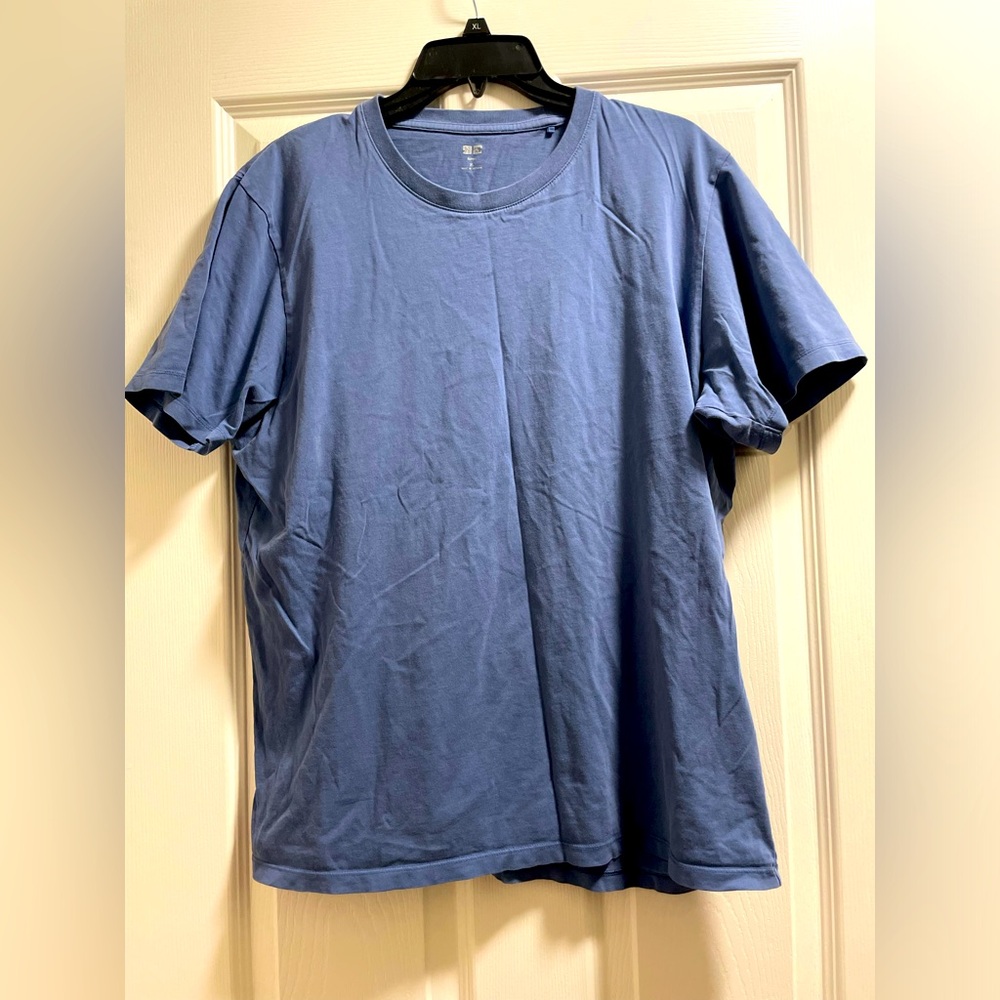 Uniqlo Men Basic Blue Short Sleeves Tee